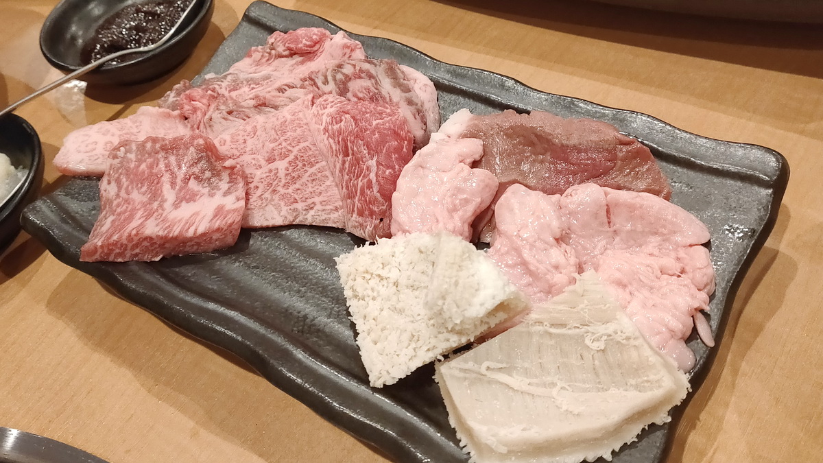 吉川カルビランチ_おかわりお肉